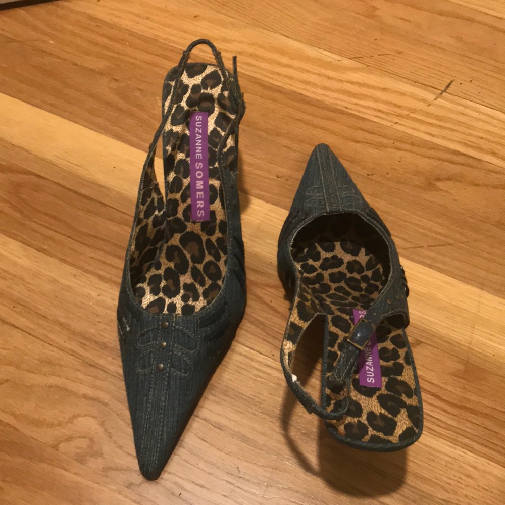 Never worn closed toe heels
